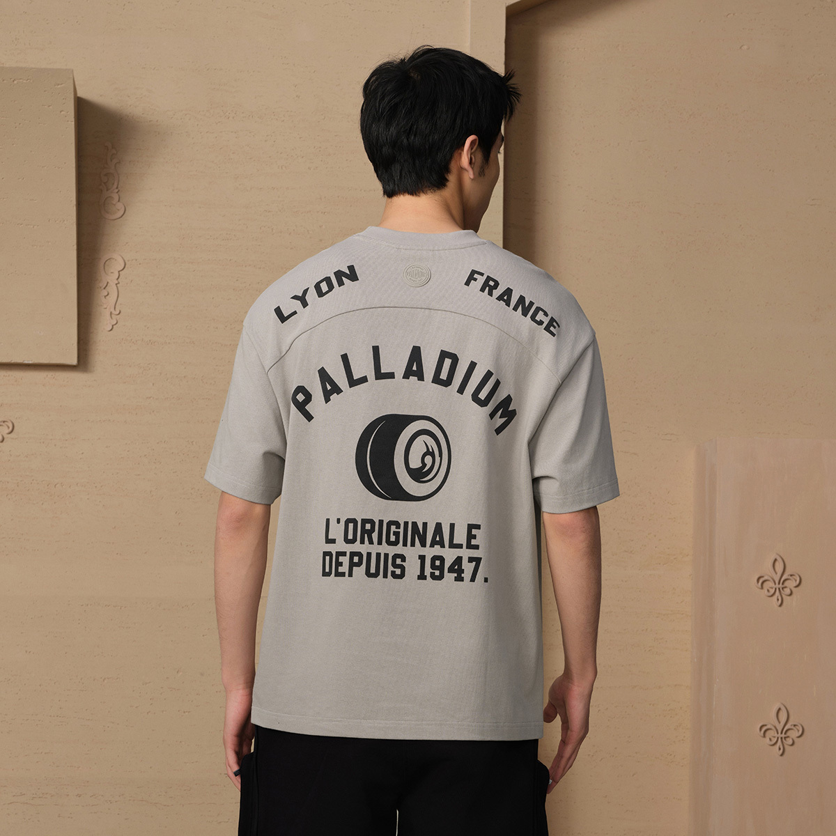 男裝 HERITAGE PALLADIUM LOGO 寬鬆落肩全棉T裇
