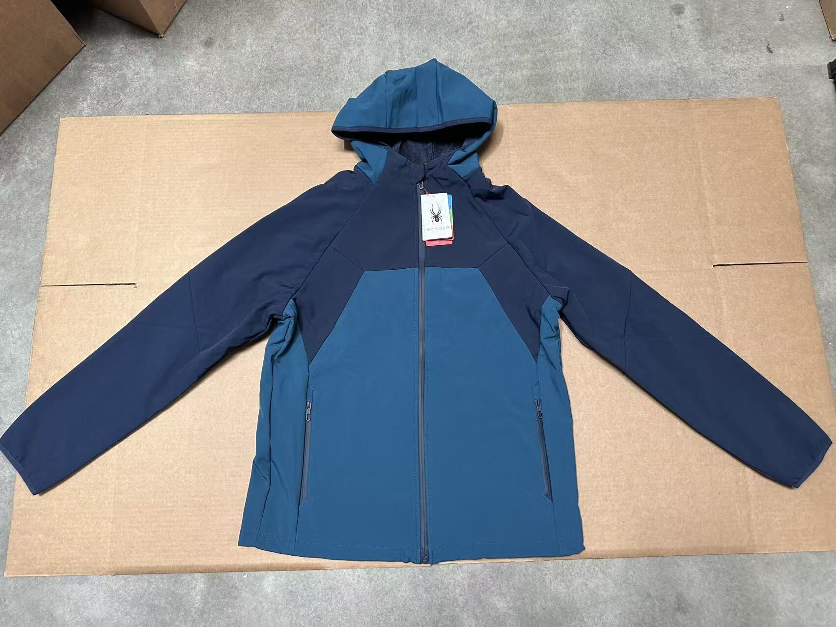 【預購】H040967 Spyder 雙色拼接防風男裝外套