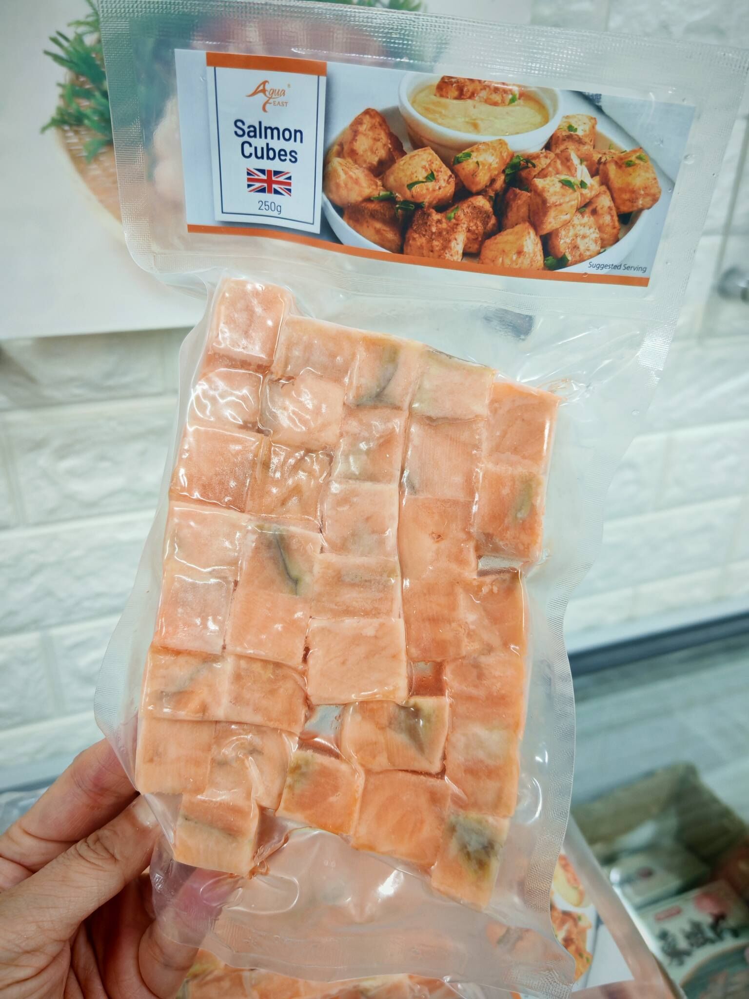 4月優惠-蘇格蘭三文魚切粒（250g）