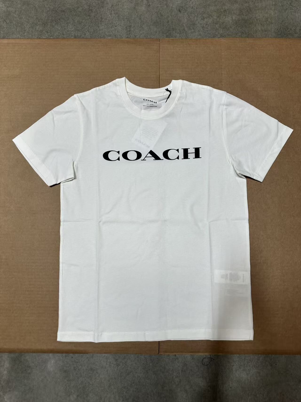 【預購】H040982 COACH 字體大標短袖女裝 T-shirt