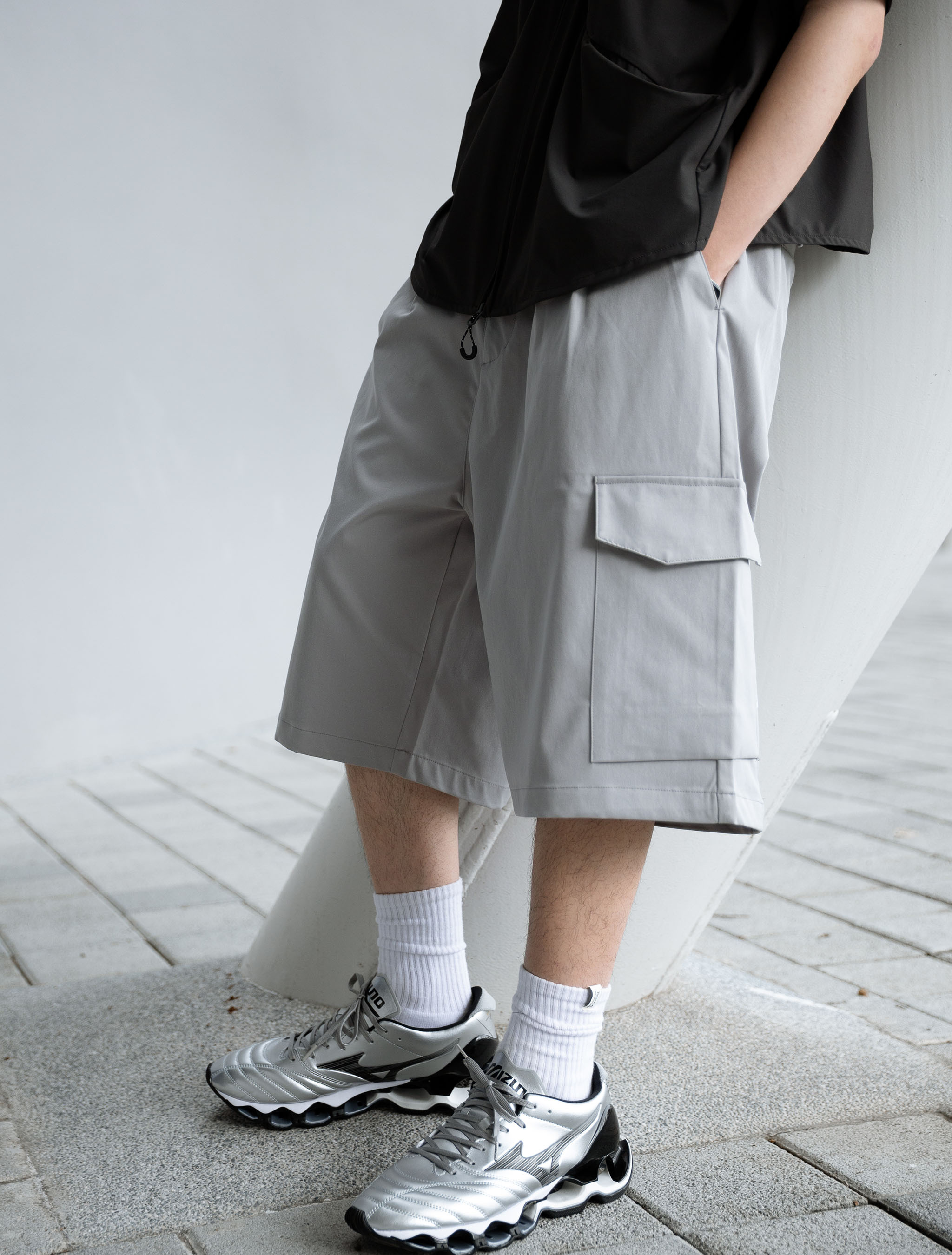 MANIA 摺線五分短褲 黑/淺灰 26 S/S Utility Pleated Shorts