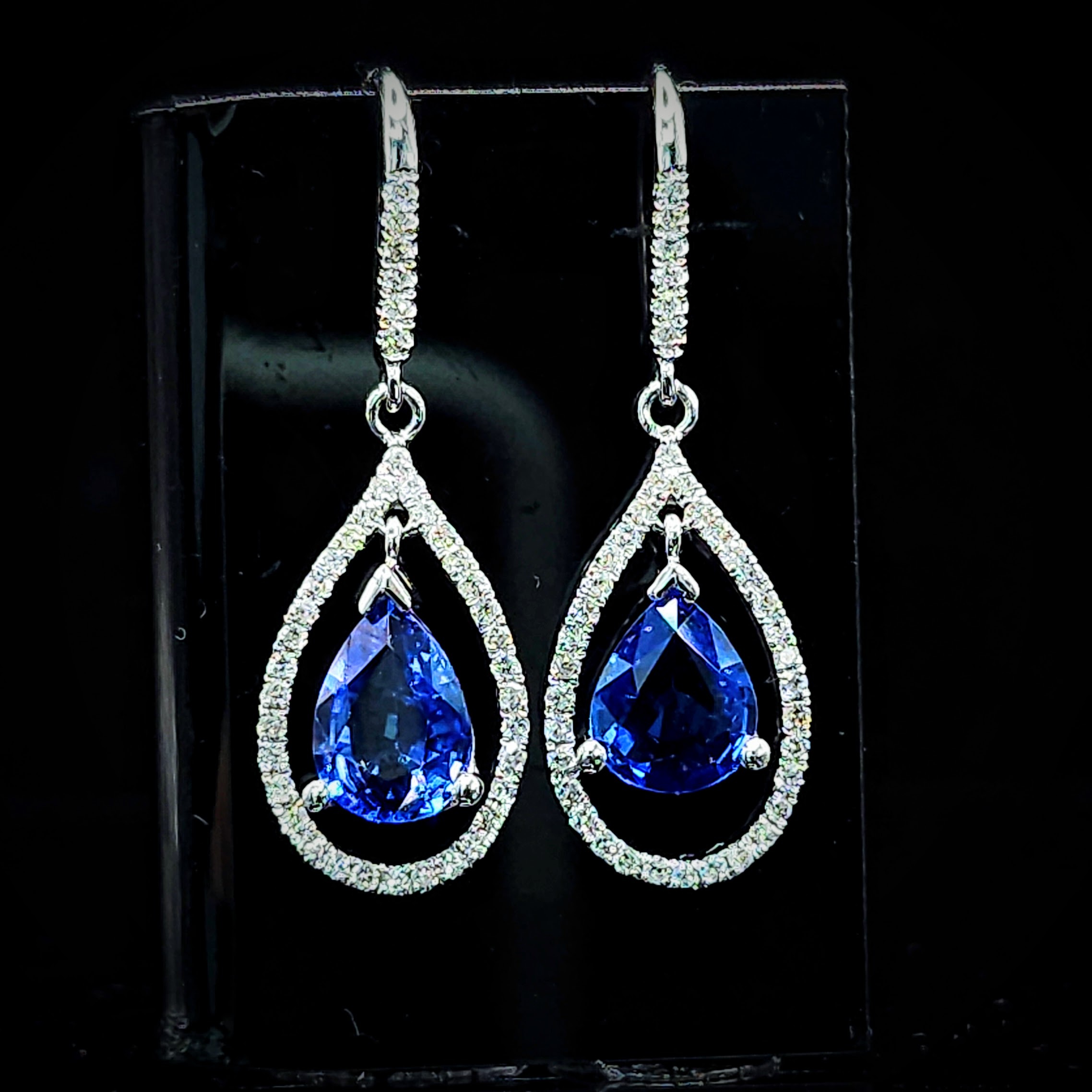 全新18K白金【主石1卡88份藍寶】配31份鑽石吊耳環