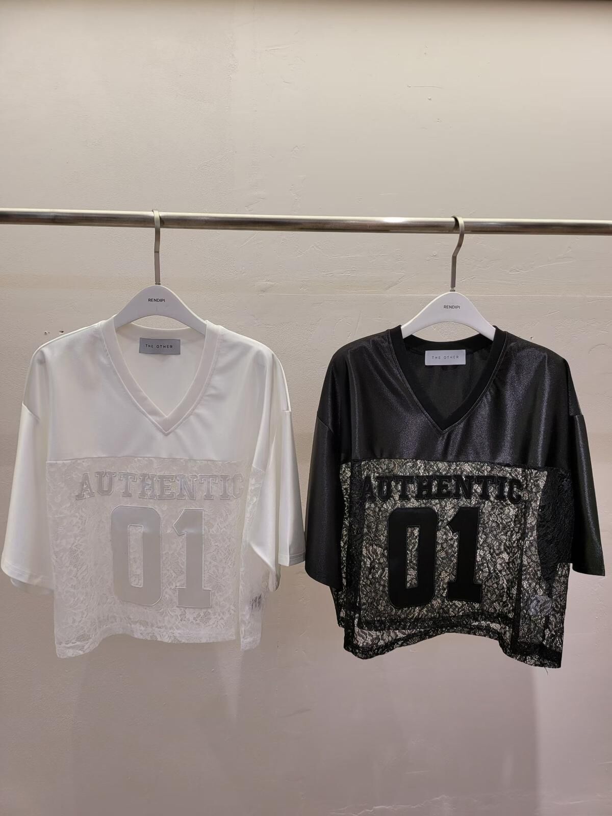 TO16B 蕾蕾蕾絲球衣風