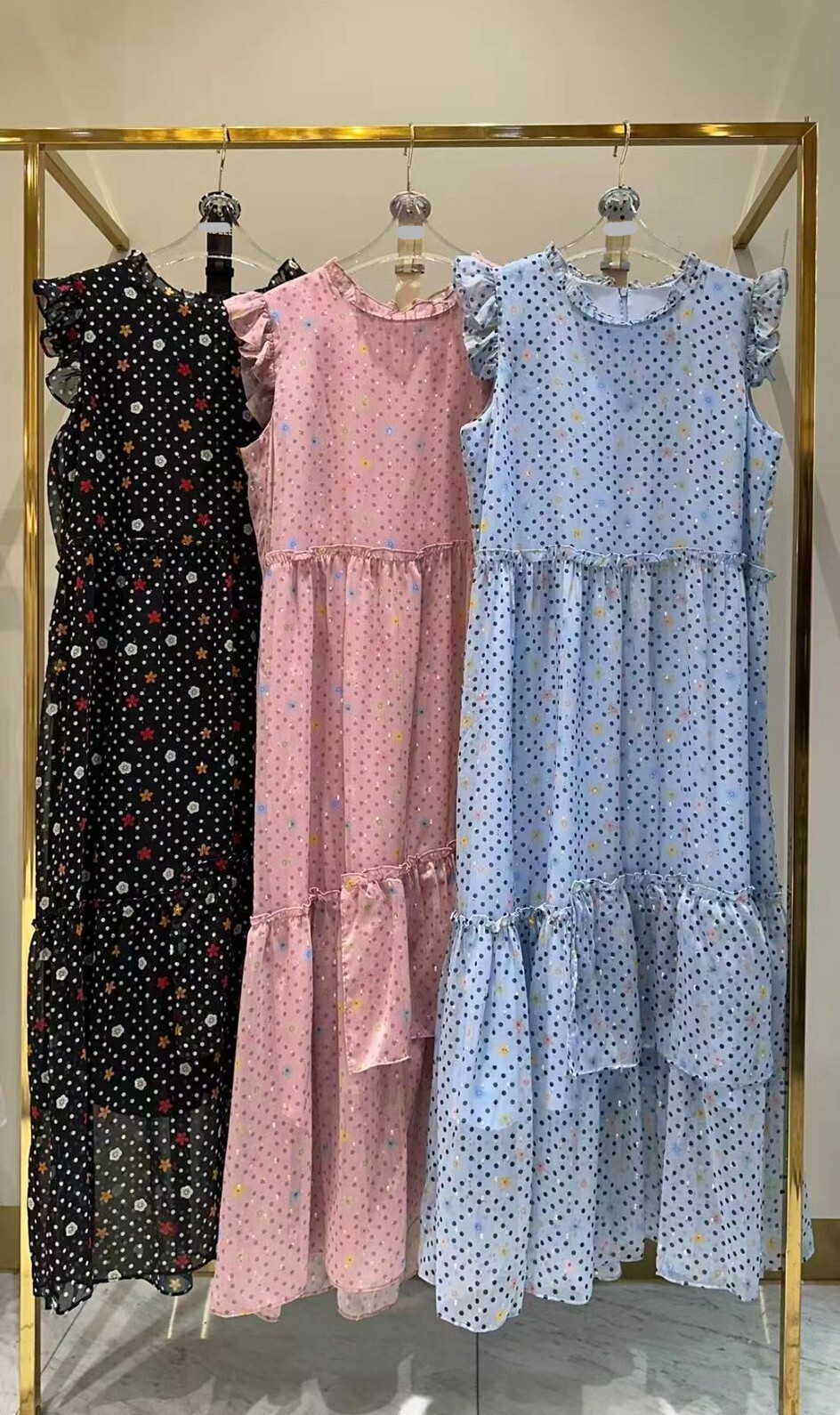 AD30 胸40 腰38 長47 $929 (一口價)