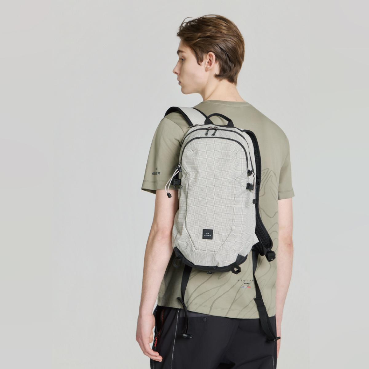 【EIDER】Kante V2戶外背包 18L/26EDUA26B04-[墨藍、煙燻藍、燕麥灰]