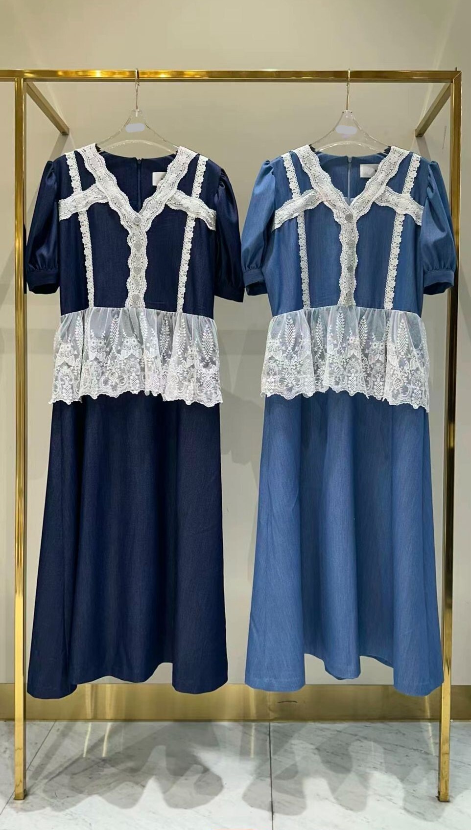 AD35 "長版" 胸40 -46  腰36 -39 長46.5 $949 (一口價)