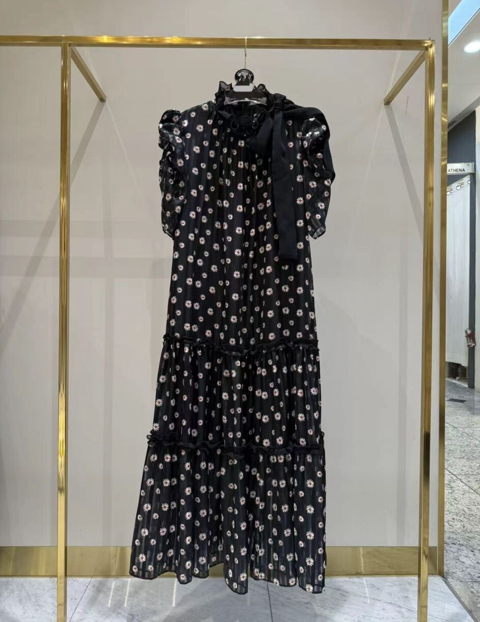 AD41  天絲 胸40 腰43 長47 $1039 (一口價)  兄弟價