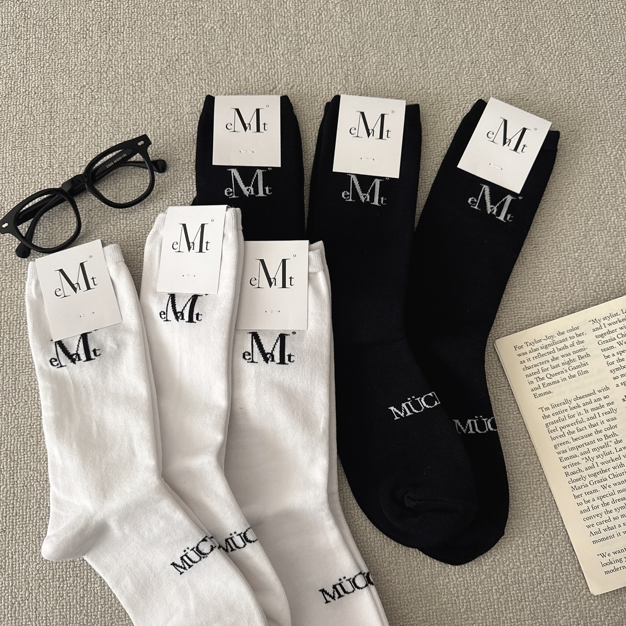 （現貨）韓牌 MUCENT 經典logo 高筒襪 三入組 P00000LU