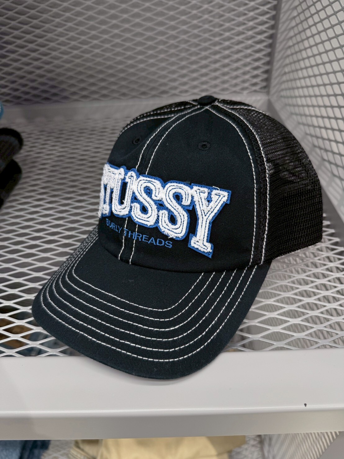 STUSSY 貼布字體Logo黑藍網帽 卡車帽