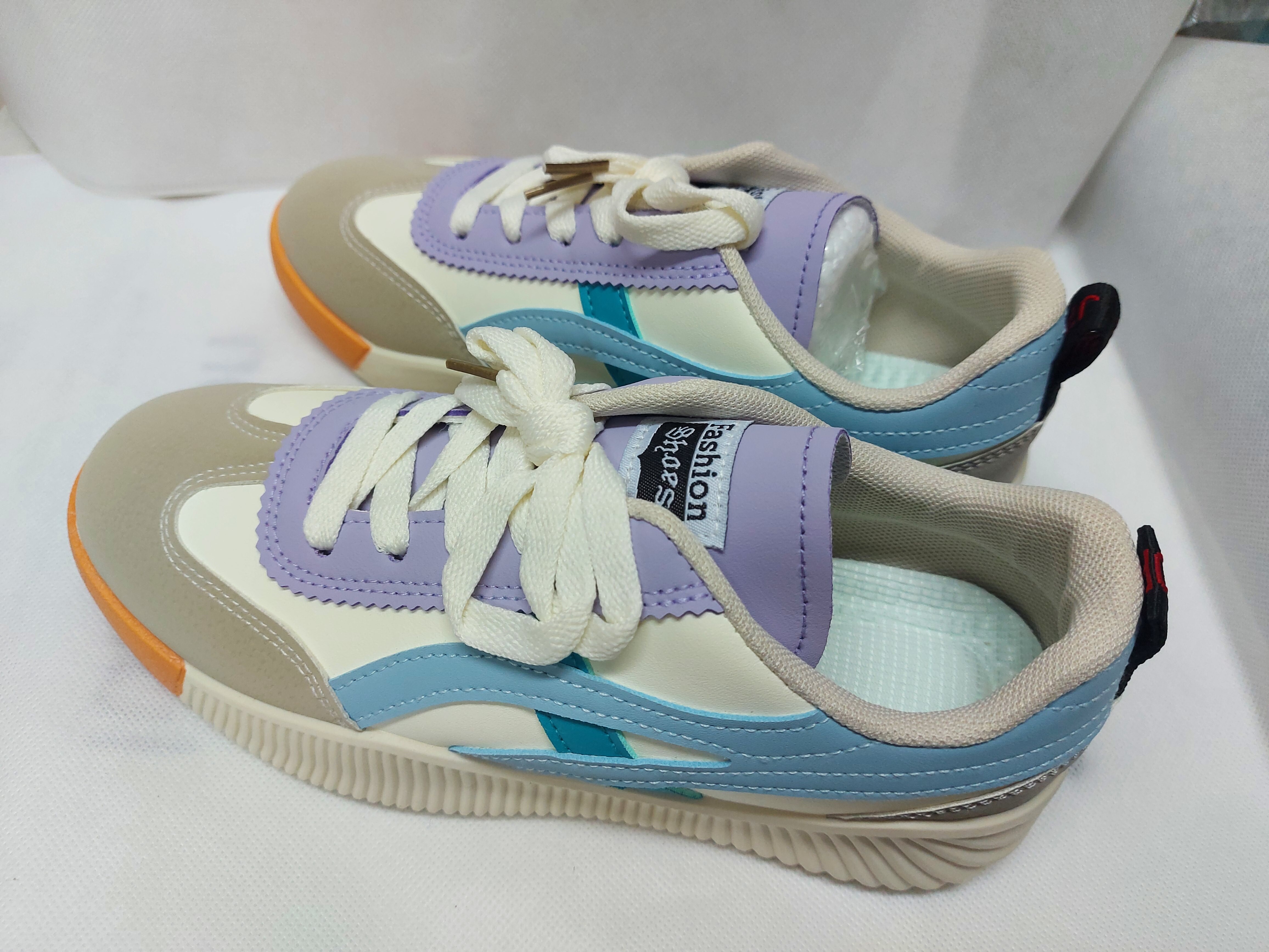 (現貨) 復古休閒鞋 (38碼)