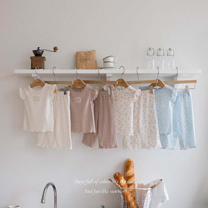 正韓夏mkids 四色舒服雲朵捲邊套裝