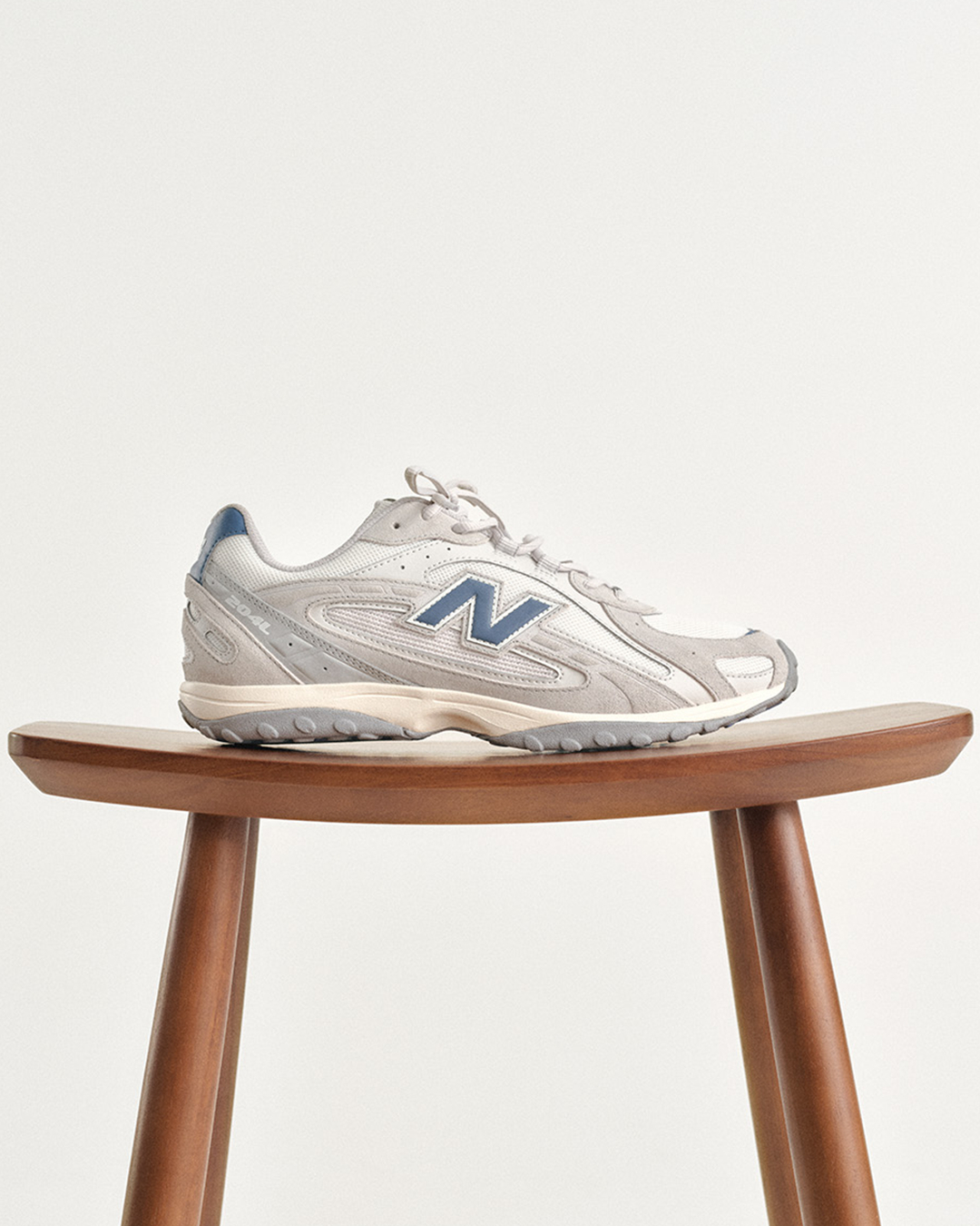 NEW BALANCE 休閒鞋 NB 204L 雲霧灰 藍 麂皮 復古 男女 U204L4HH