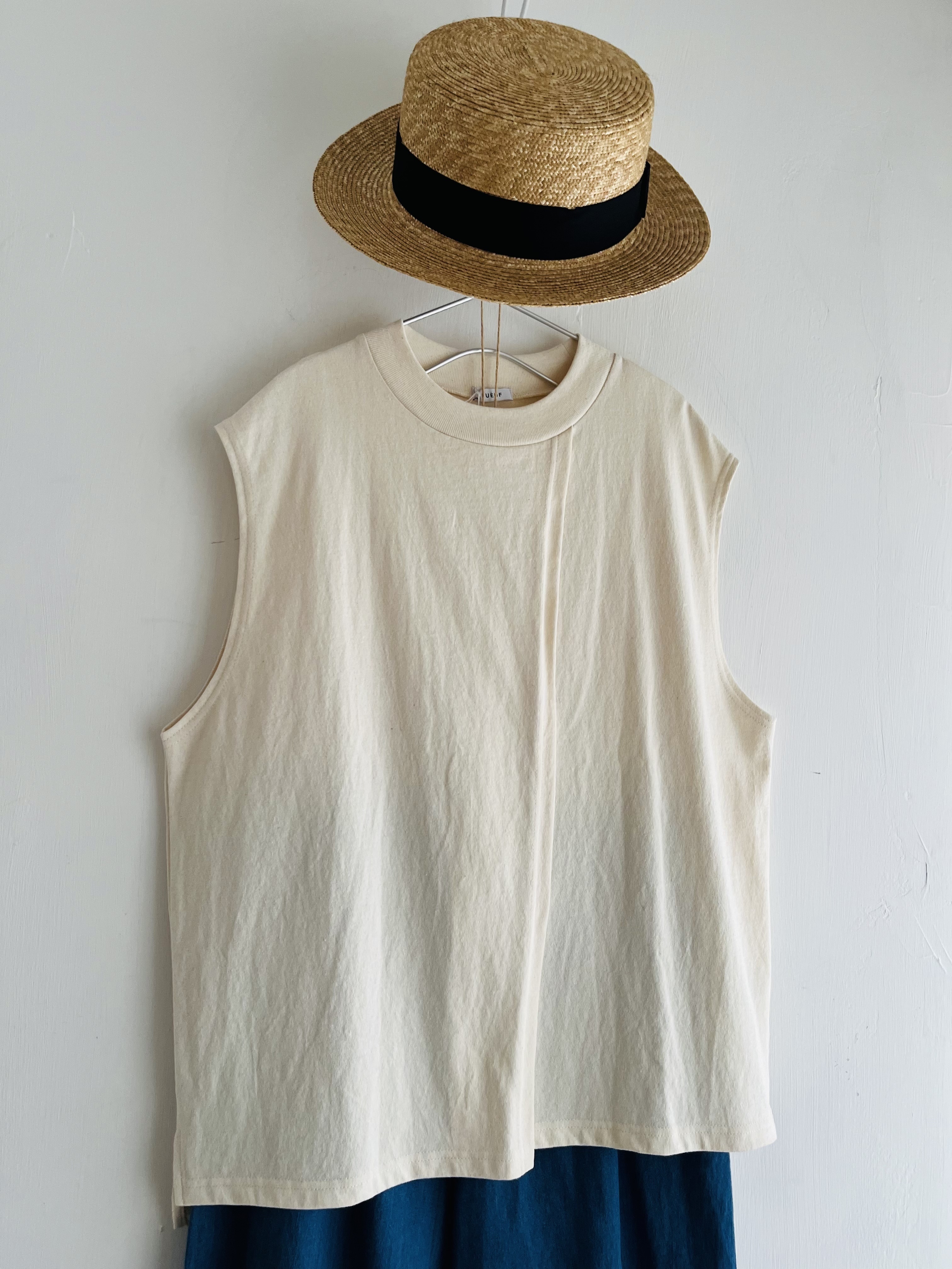 日本製LUEUF米色小企領top