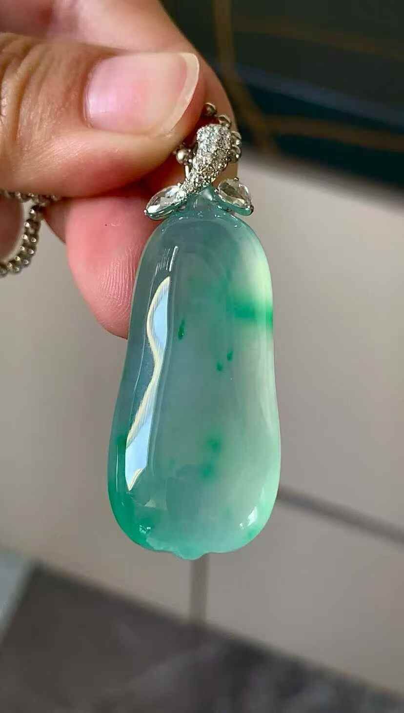 326368 翡翠福瓜吊墜