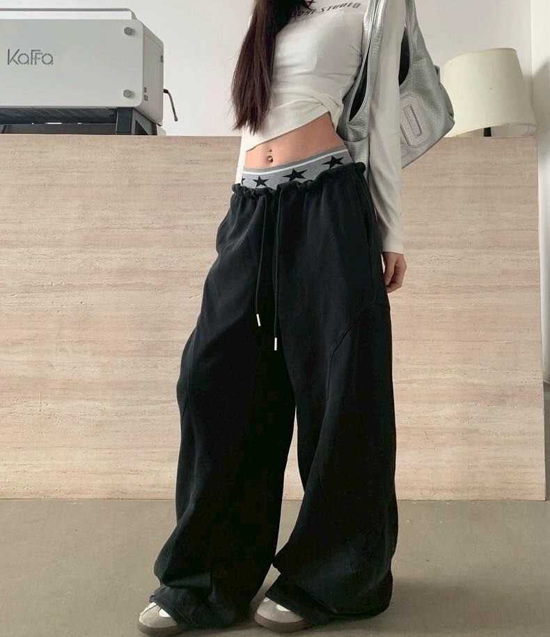 【時髦歐美風星星腰頭彎刀造型寬褲】（現貨）