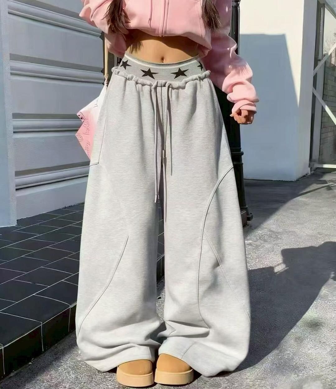 【時髦歐美風星星腰頭彎刀造型寬褲】（現貨）