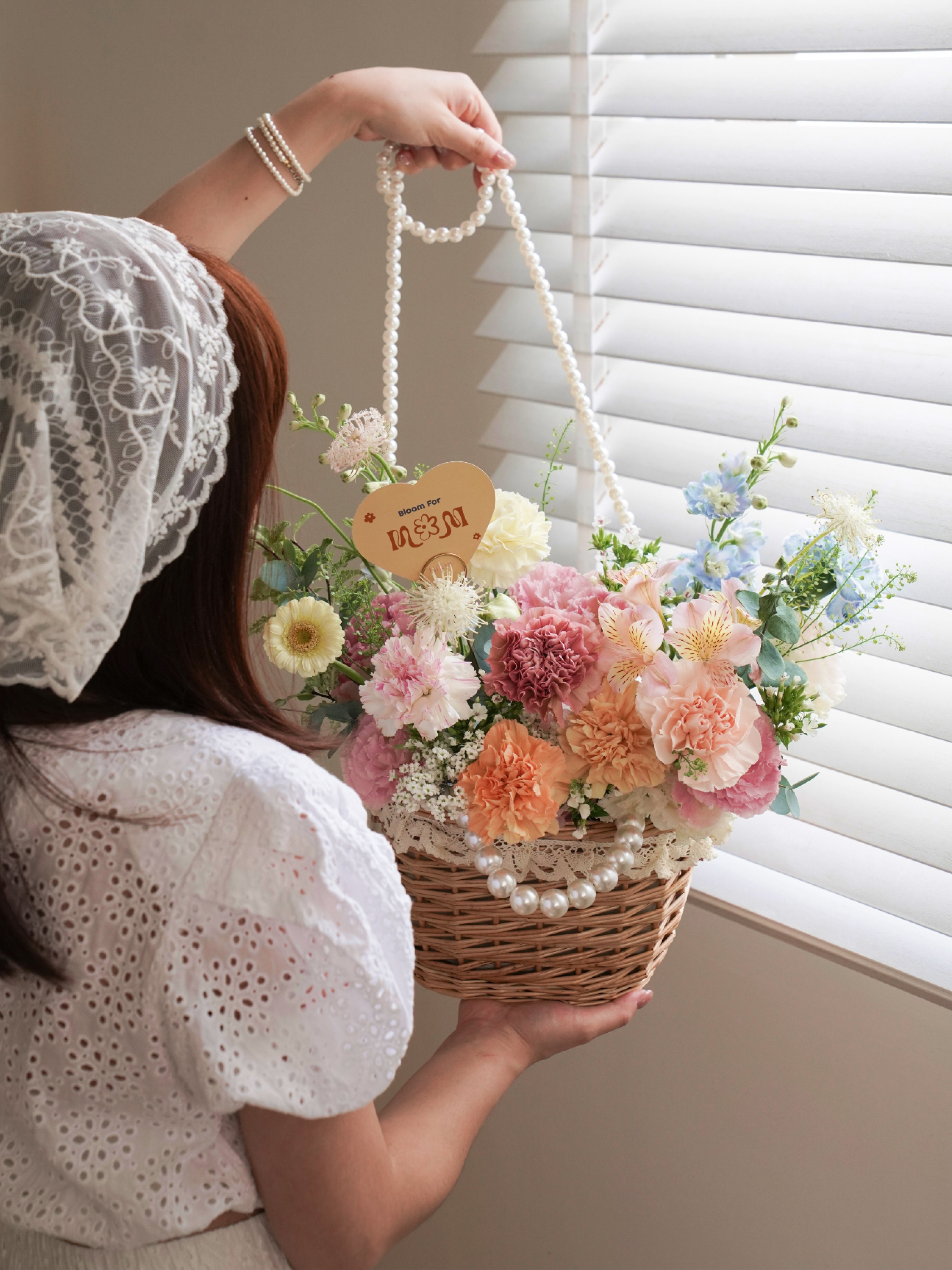 ℬ𝓁𝑜𝑜𝓂 𝒾𝓃 ℳ𝓎 ℬ𝒶𝑔！時尚手提花 母親節鮮花禮