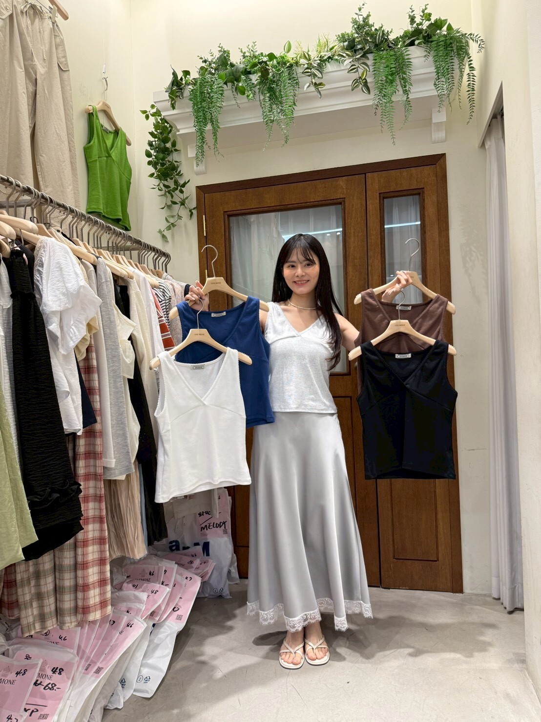 OM6008 V領交叉背心