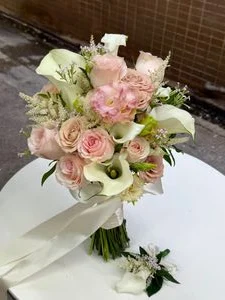 W - Wedding Floral Gifts - WEDD_13815