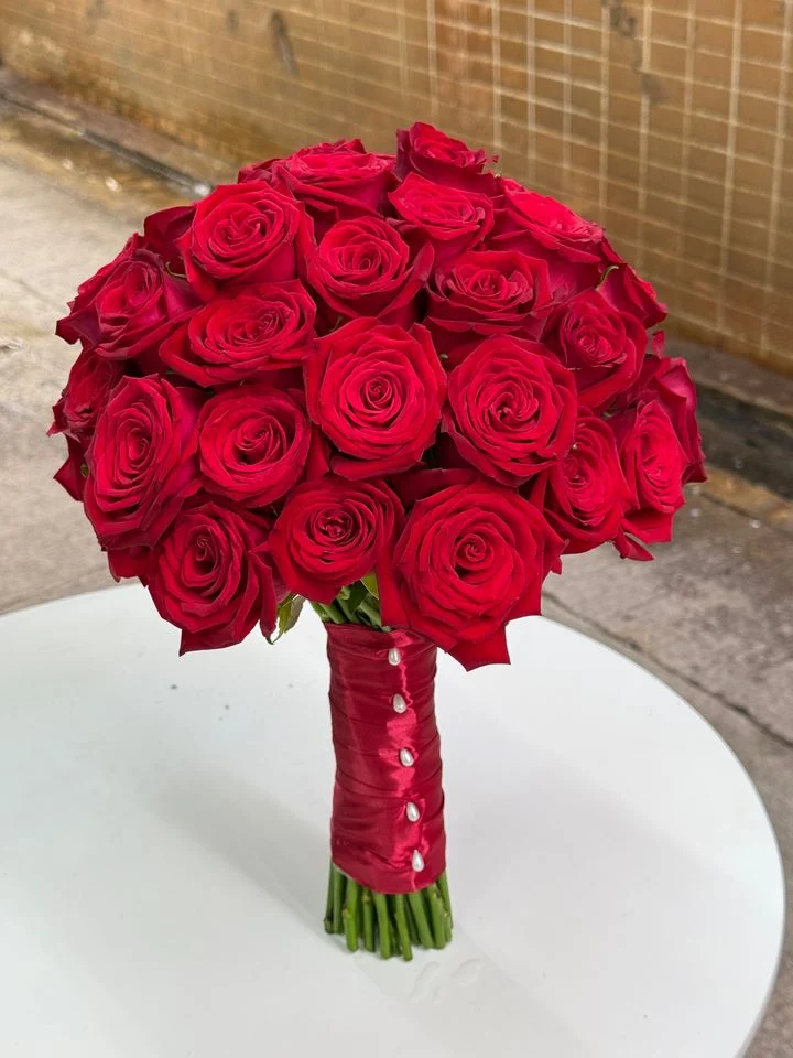 W - Wedding Floral Gifts - WEDD_13814