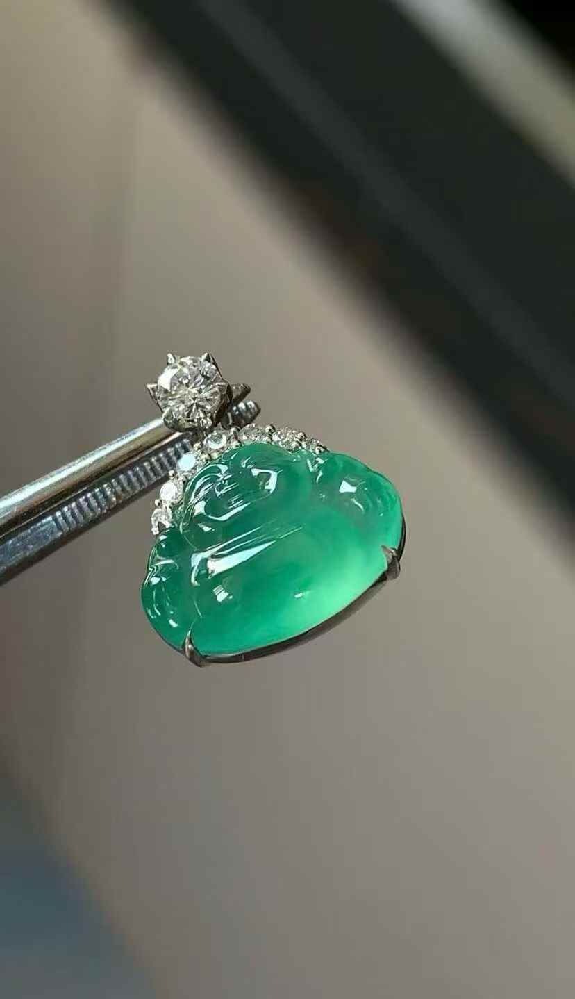 326371 翡翠坐佛吊墜