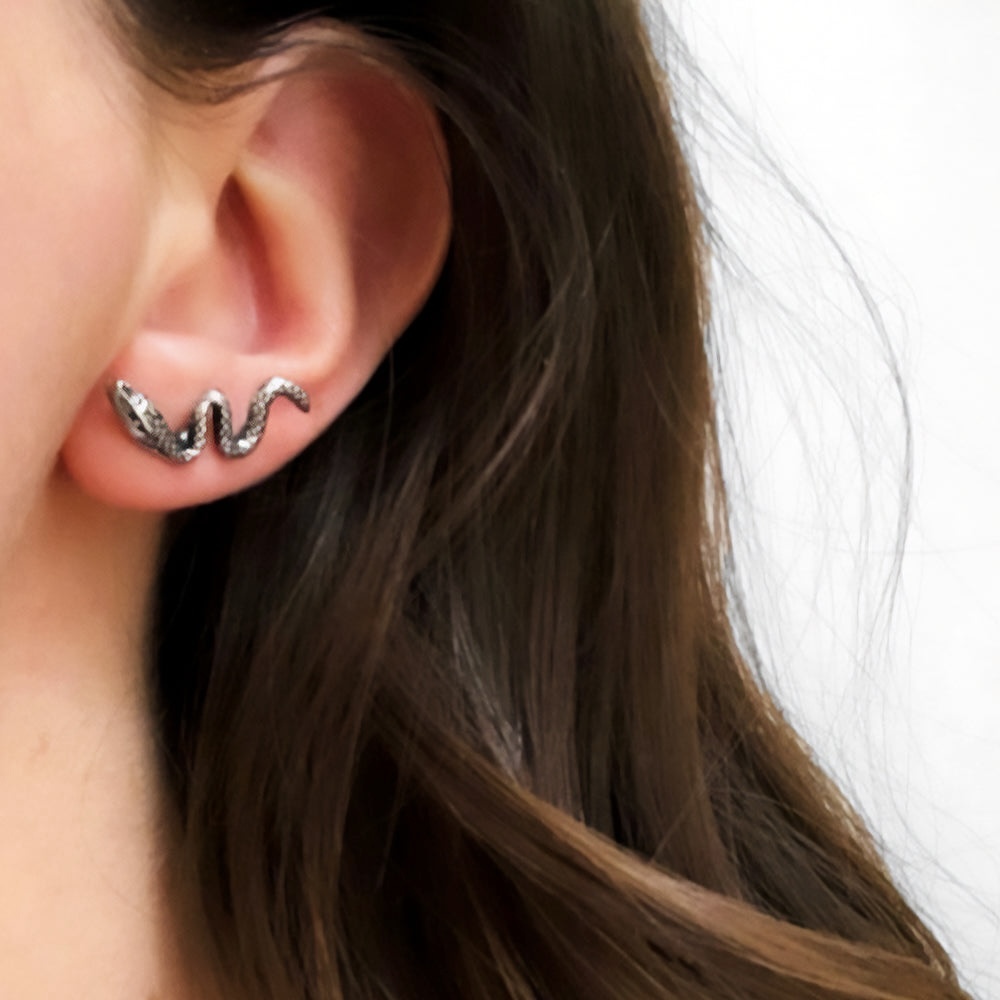 HELLES-BABY SNAKE耳環