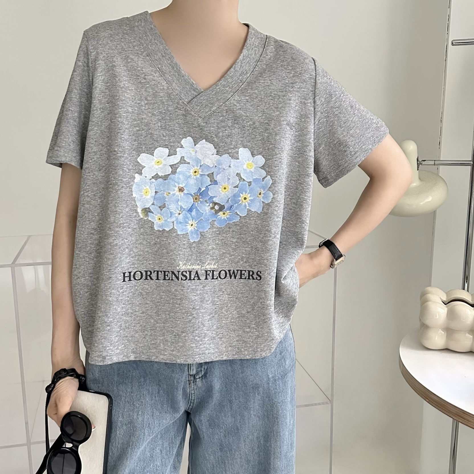 【BONNIE】❤️V領花花短袖TOP (E49-E51)