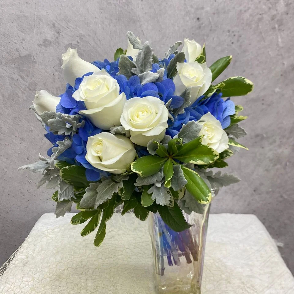 W - Wedding Floral Gifts - WEDD_69008