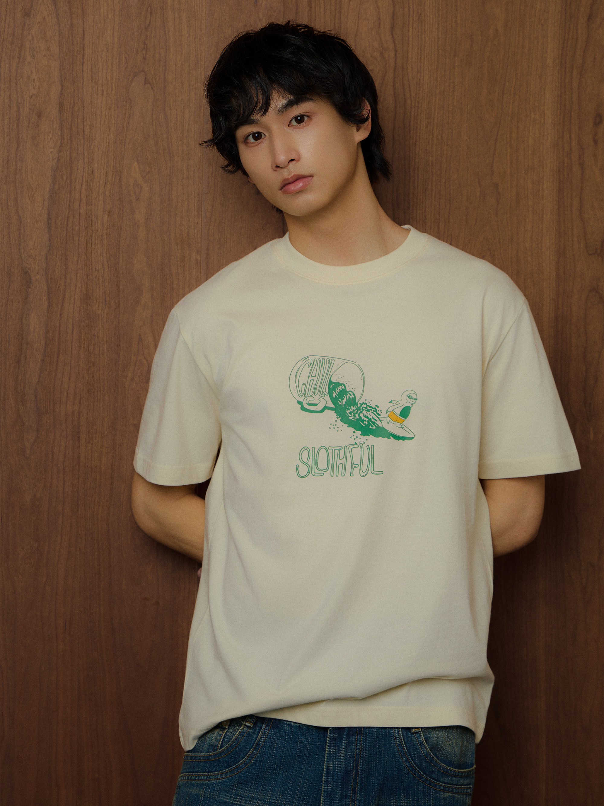 杯子樹懶衝浪短袖T