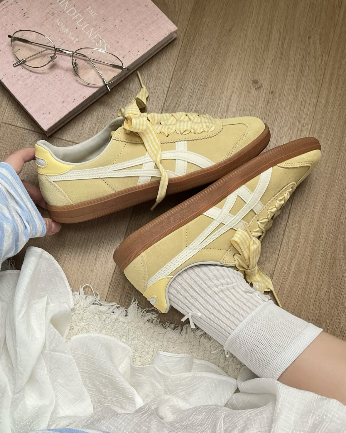 Onitsuka Tiger 檸檬黃白 鵝黃 格紋鞋帶 鬼塚虎 焦糖底 復古 麂皮 男女鞋