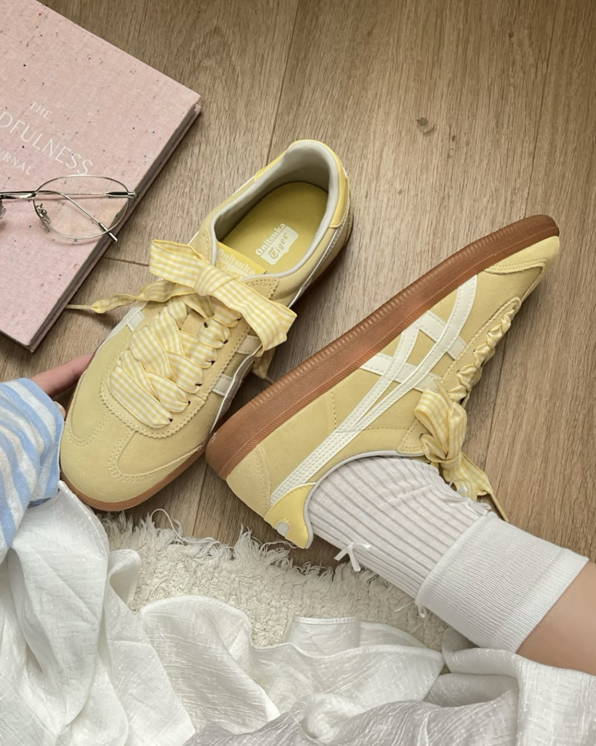 Onitsuka Tiger 檸檬黃白 鵝黃 格紋鞋帶 鬼塚虎 焦糖底 復古 麂皮 男女鞋