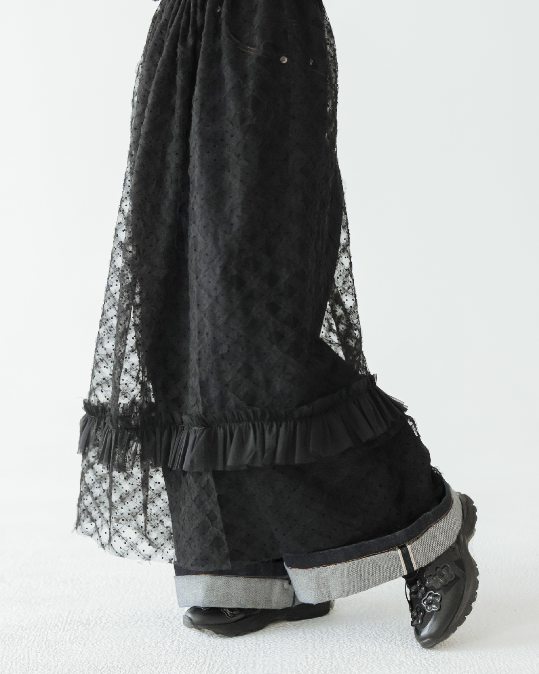 【 Kiki.co made 】Plaid Mesh Multi Layer Mesh Skirt - Black