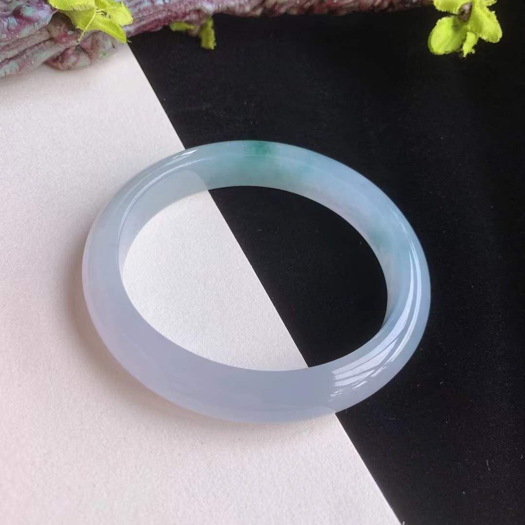 3262638 51mm冰種冰紫飄綠翡翠貴妃手鐲 (50-52)