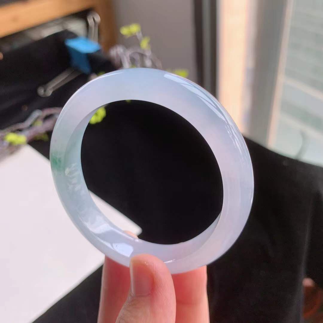 3262638 51mm冰種冰紫飄綠翡翠貴妃手鐲 (50-52)