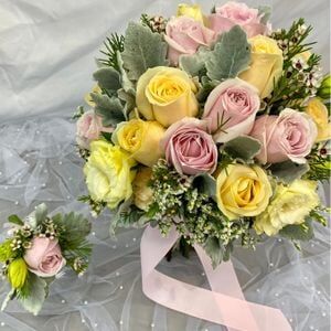 W - Wedding Floral Gifts - WEDD_85005