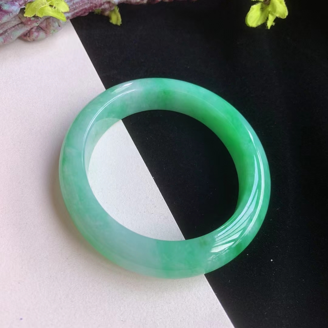 3262640 54mm冰種冰陽綠翡翠貴妃手鐲 (52-54)