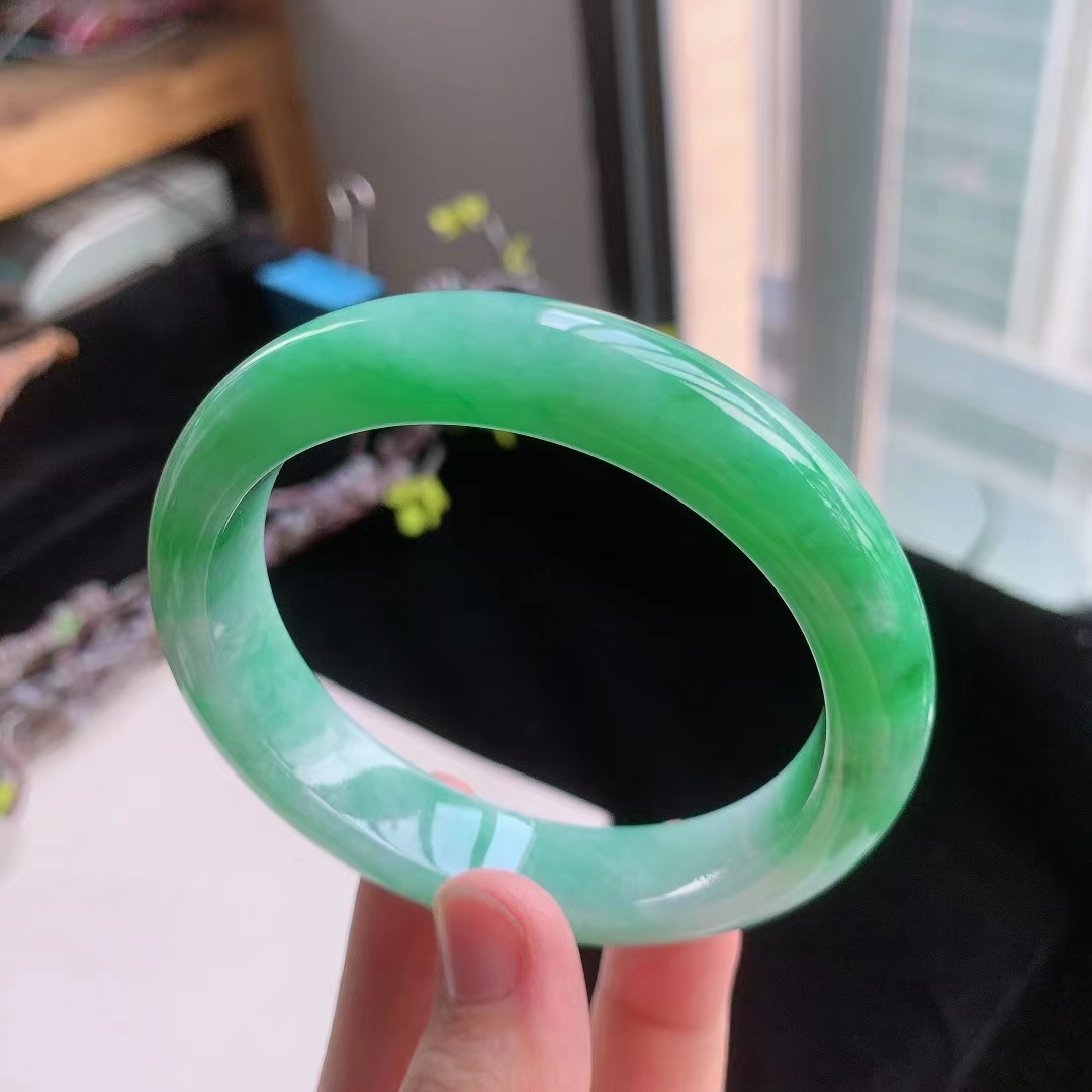 3262640 54mm冰種冰陽綠翡翠貴妃手鐲 (52-54)