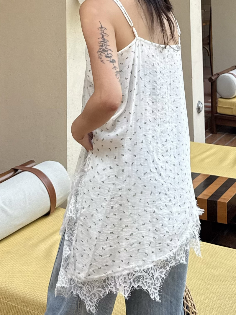 A3379-斜擺蕾絲細肩背心