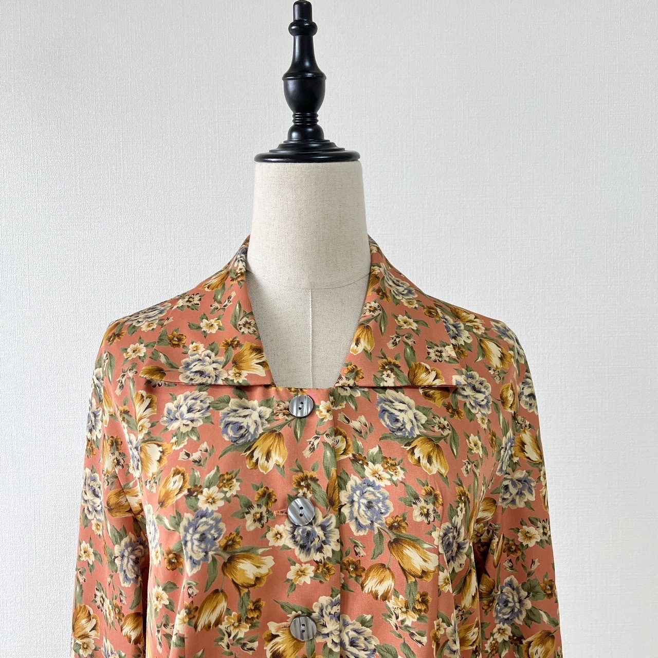 Made in Japan Coral-colored Floral Long-sleeved Top