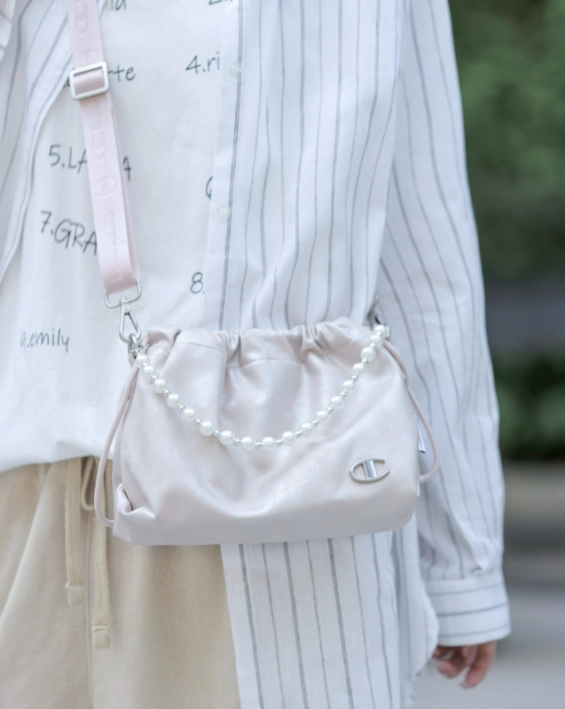 Champion 爆款雲朵包☁️