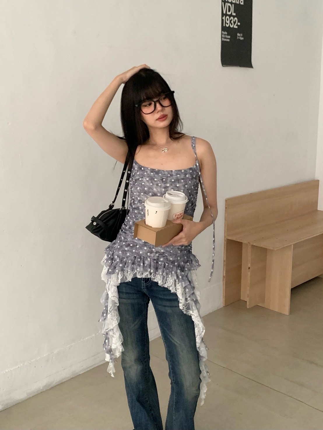 B115韓系波點飄帶吊帶上衣