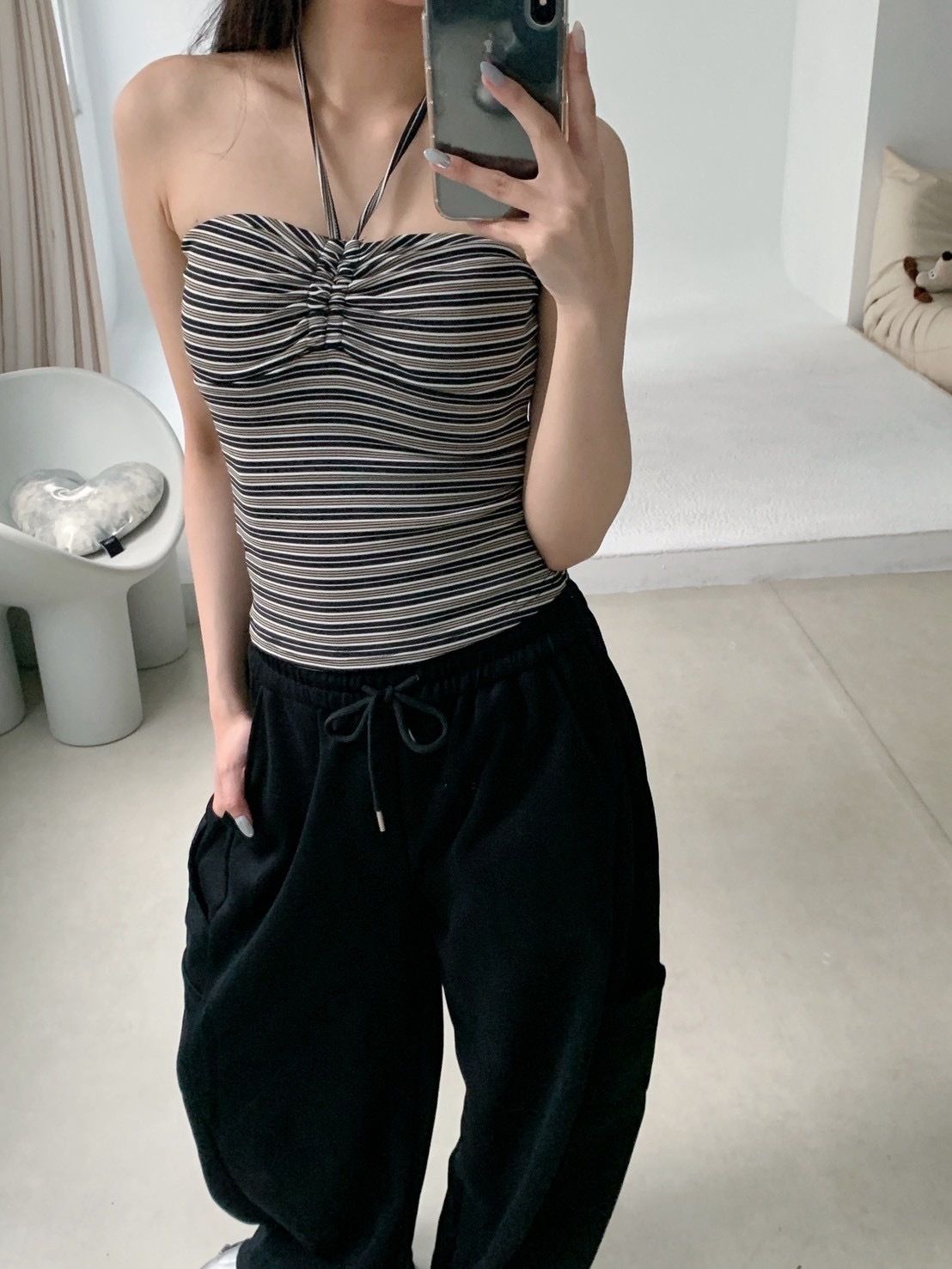 B106條紋歐膩感掛脖胸墊上衣