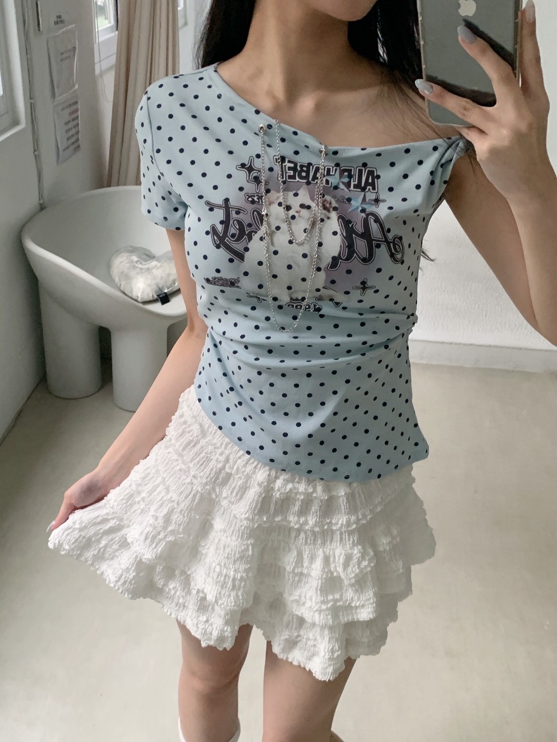 B172貓咪點點斜肩短袖上衣