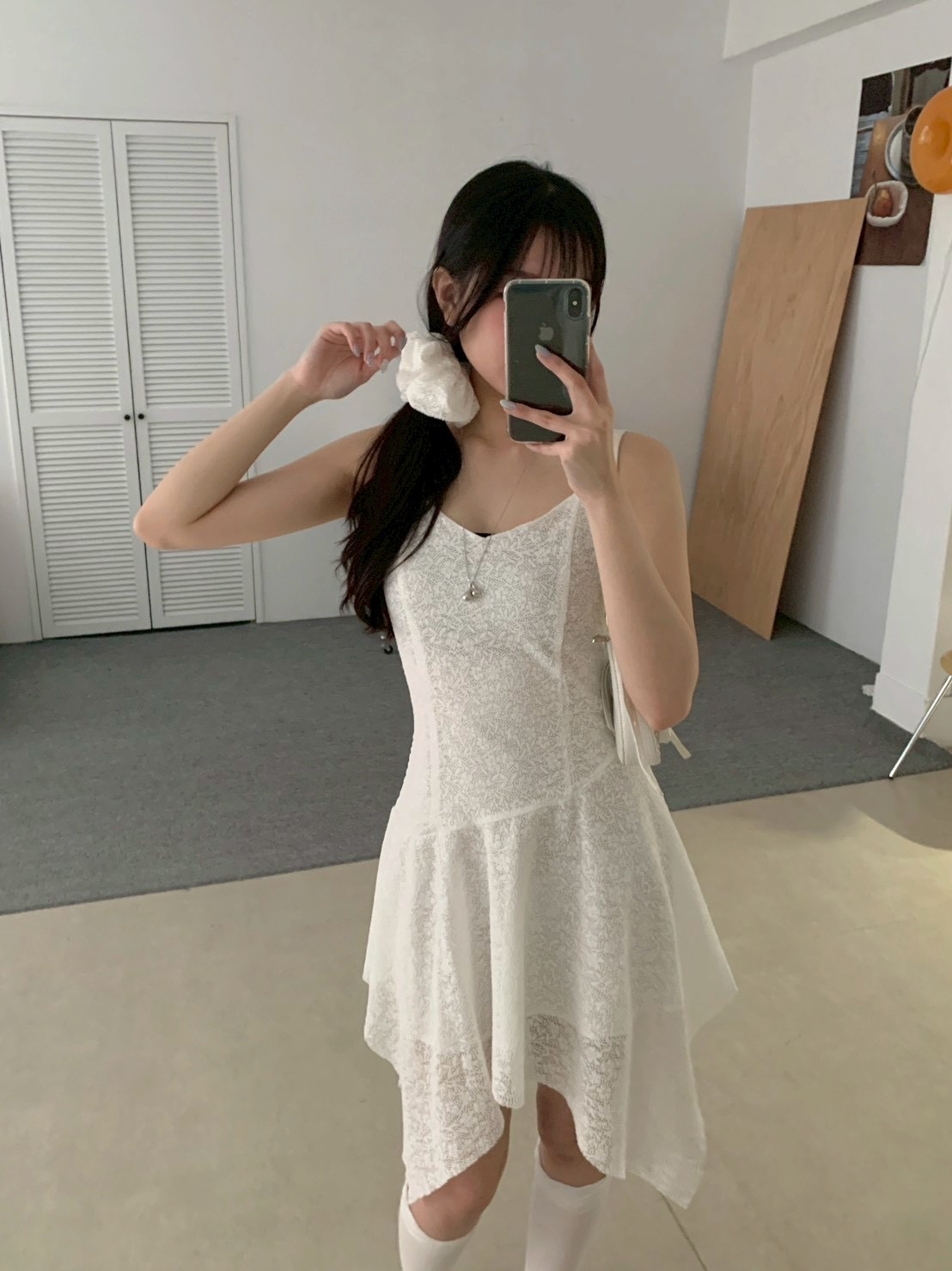 B141氣質不規則裙擺吊帶洋裝(附髮圈)