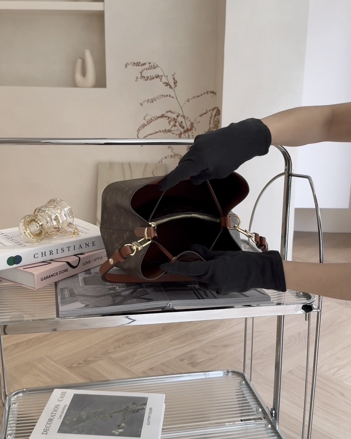 LV｜NÉONOÉ MM 水桶包 焦糖色 M44887