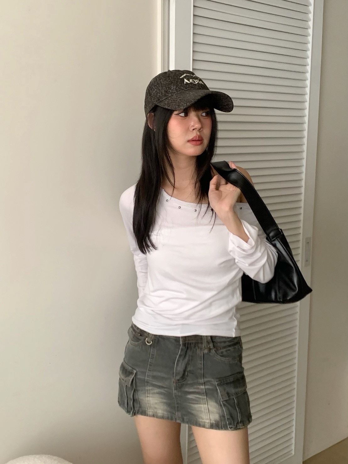 B164正韓卯釘兩穿薄長袖上衣