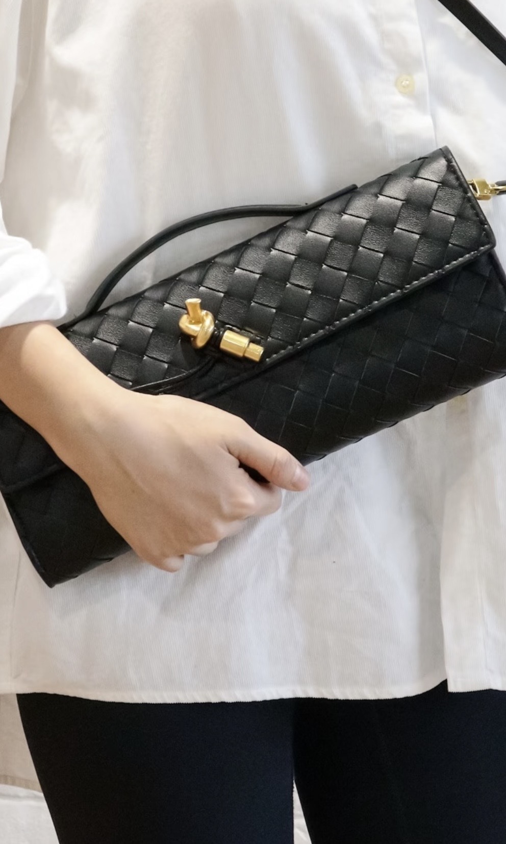 Bottega Veneta BV Clutch Intrecciato Bag Black