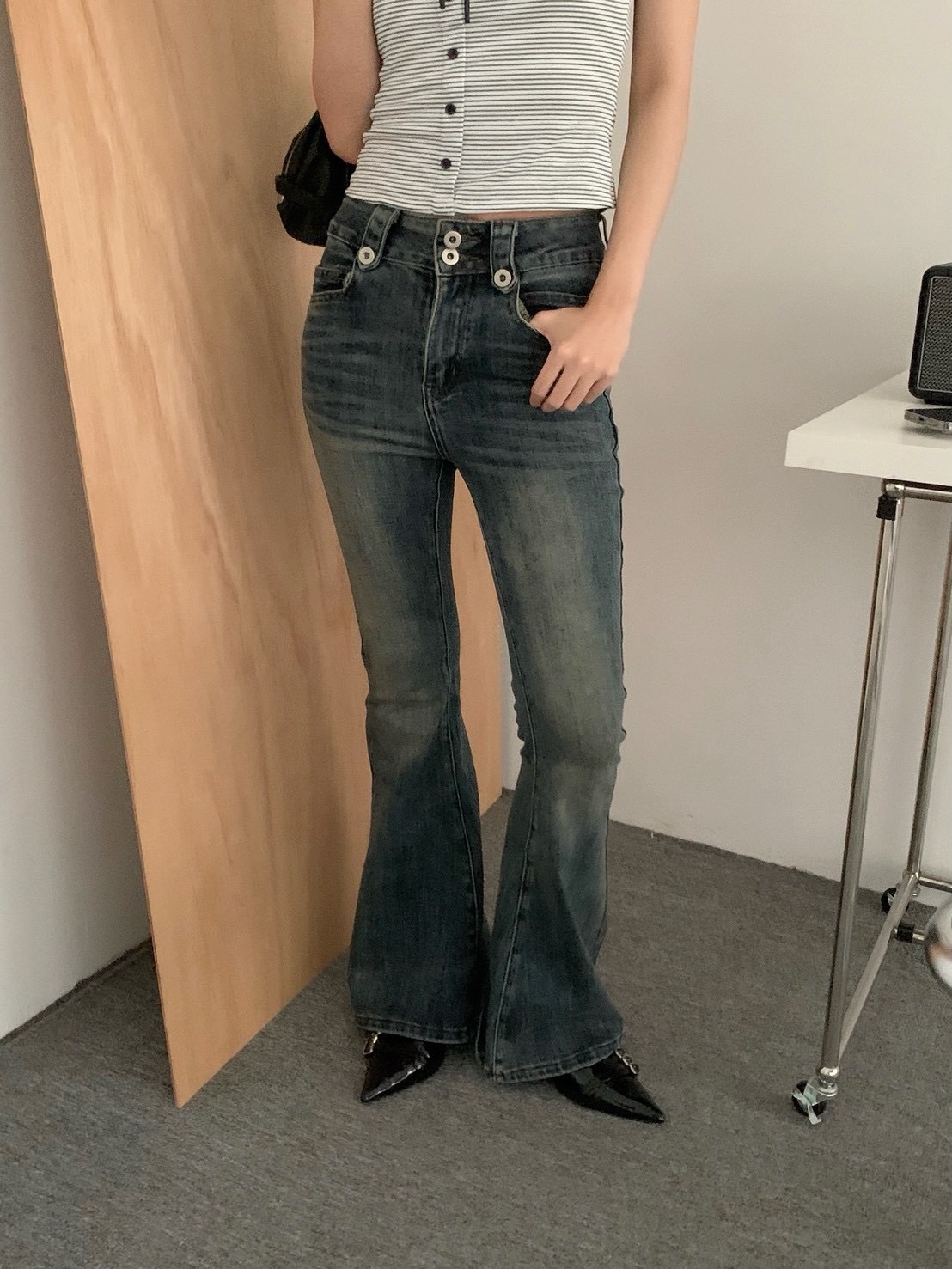 B177顯腿細高腰喇叭褲