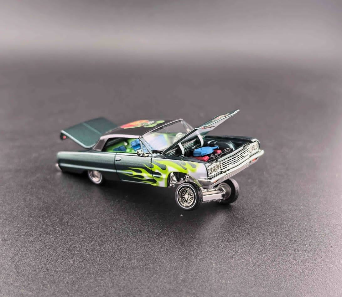 預訂:1/64 FineWorks64 Chevrolet Impala Green (FWCIG )