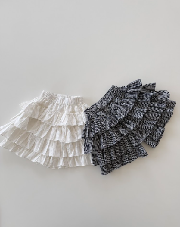 BYC04B017BK  黑白格疊疊樂荷葉邊層次短裙褲